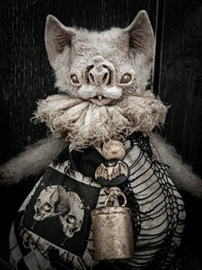 9" Pale Bat