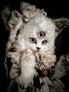 15.7" White Puffy Cat