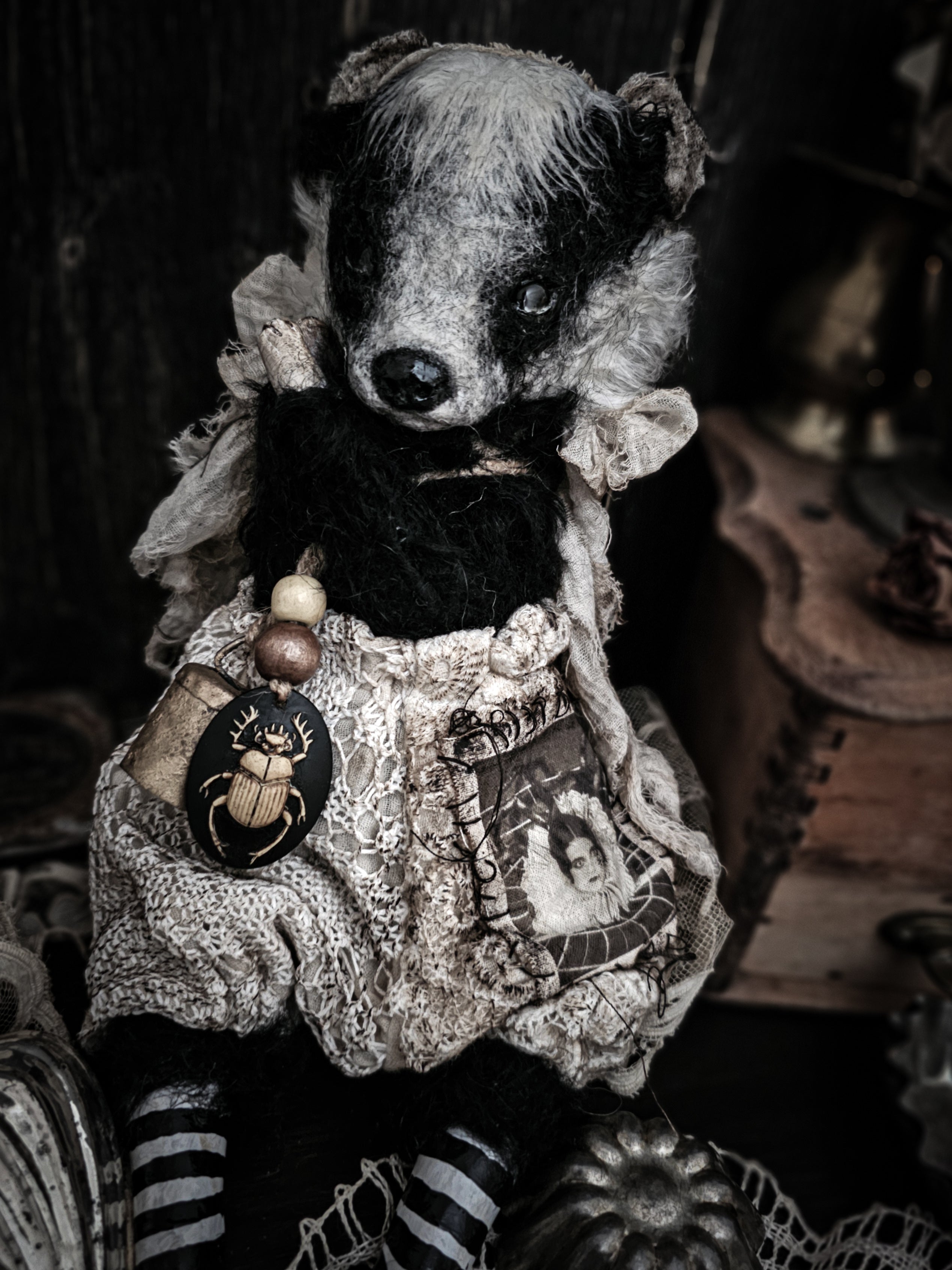 12.2" Badger