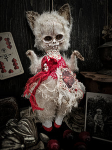 11" Skull Cat