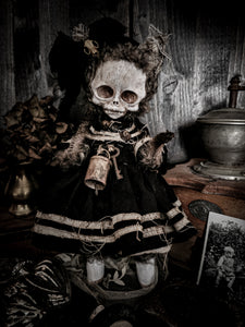 11.8" Skull Cat