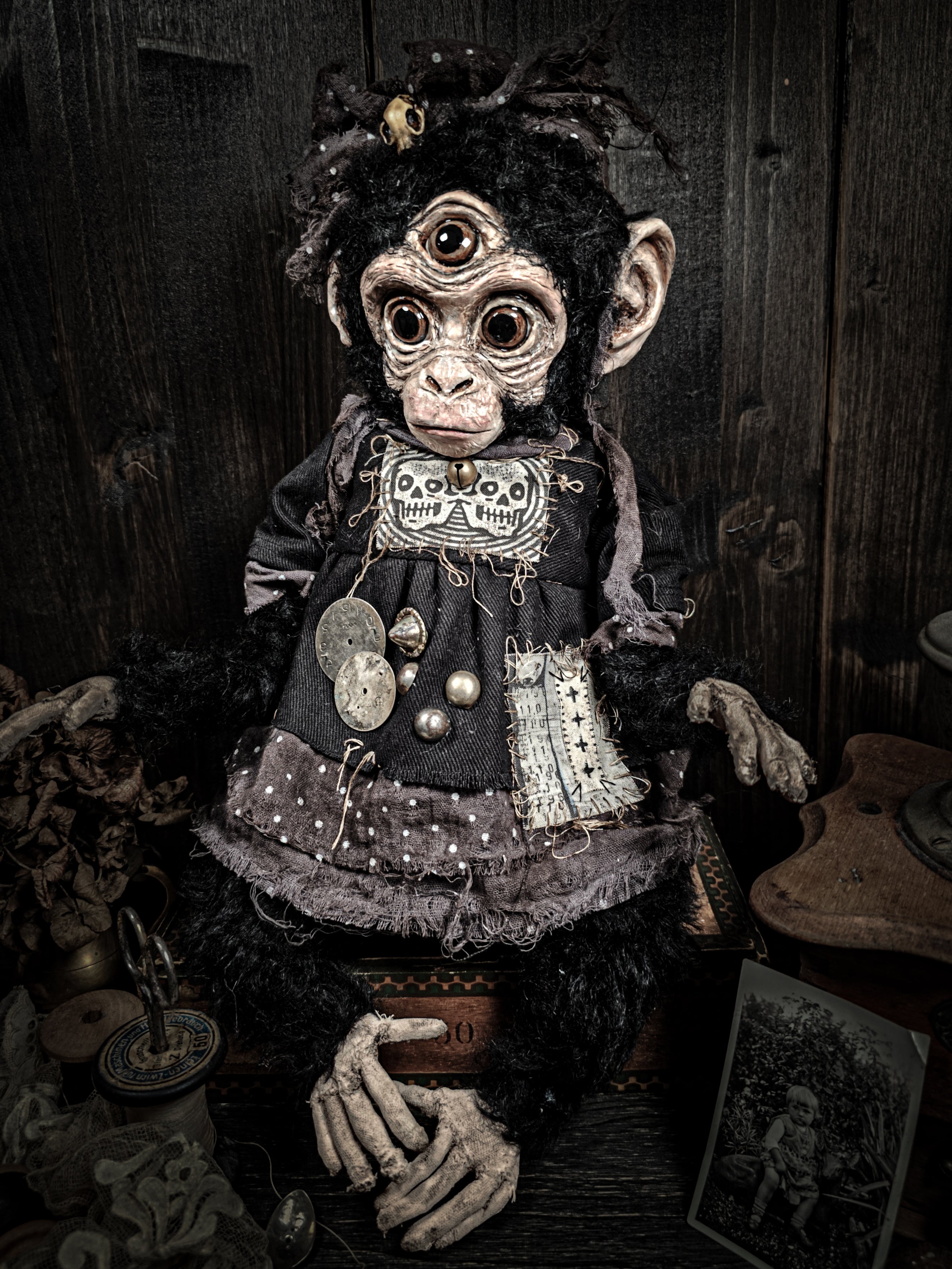 16.5" Monkey with Third Eye