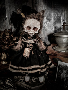 11.8" Skull Cat
