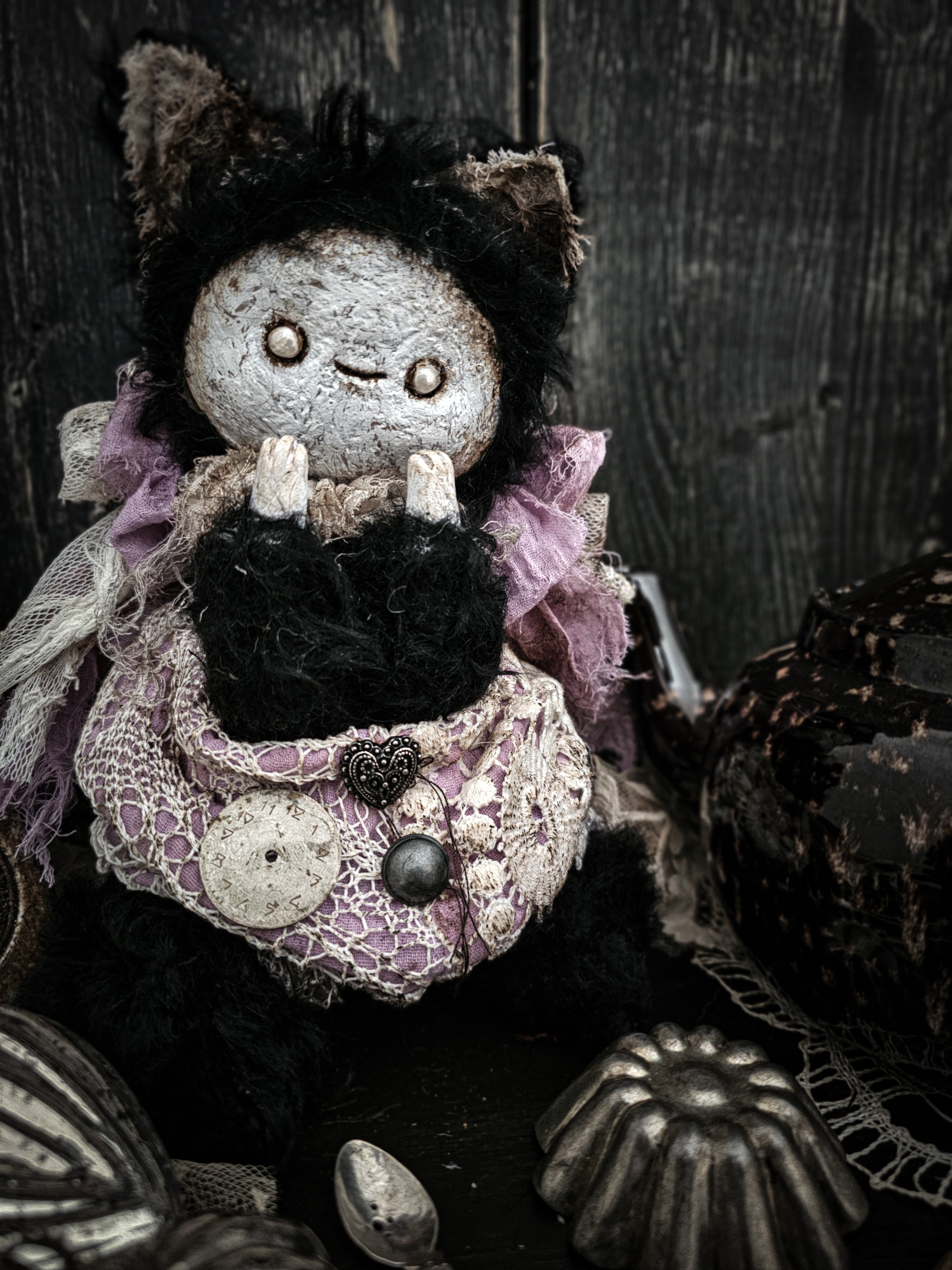 9.4" Kitty Boo Moonmug