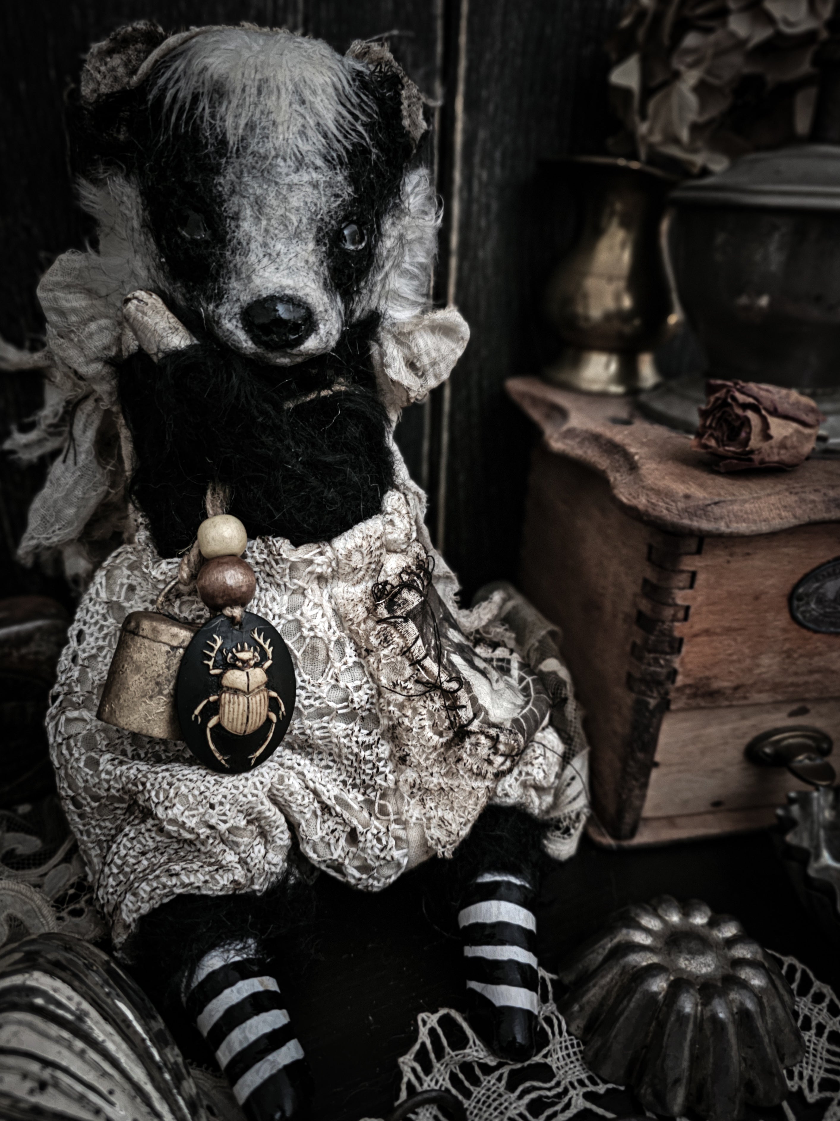 12.2" Badger