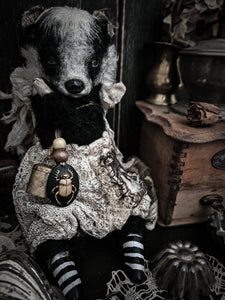 12.2" Badger