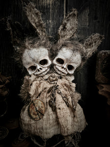 11" Jinxy Twins