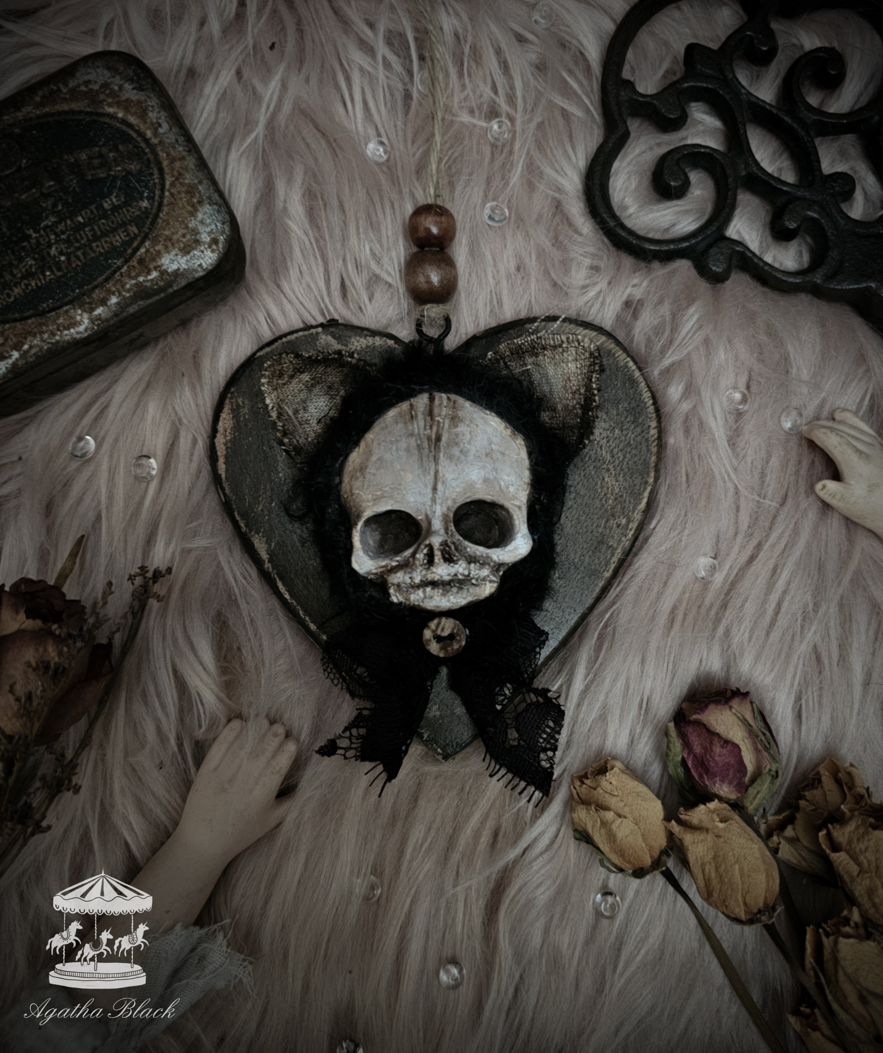 4.3" Skull Pendant