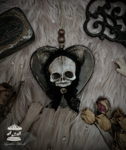 4.3" Skull Pendant