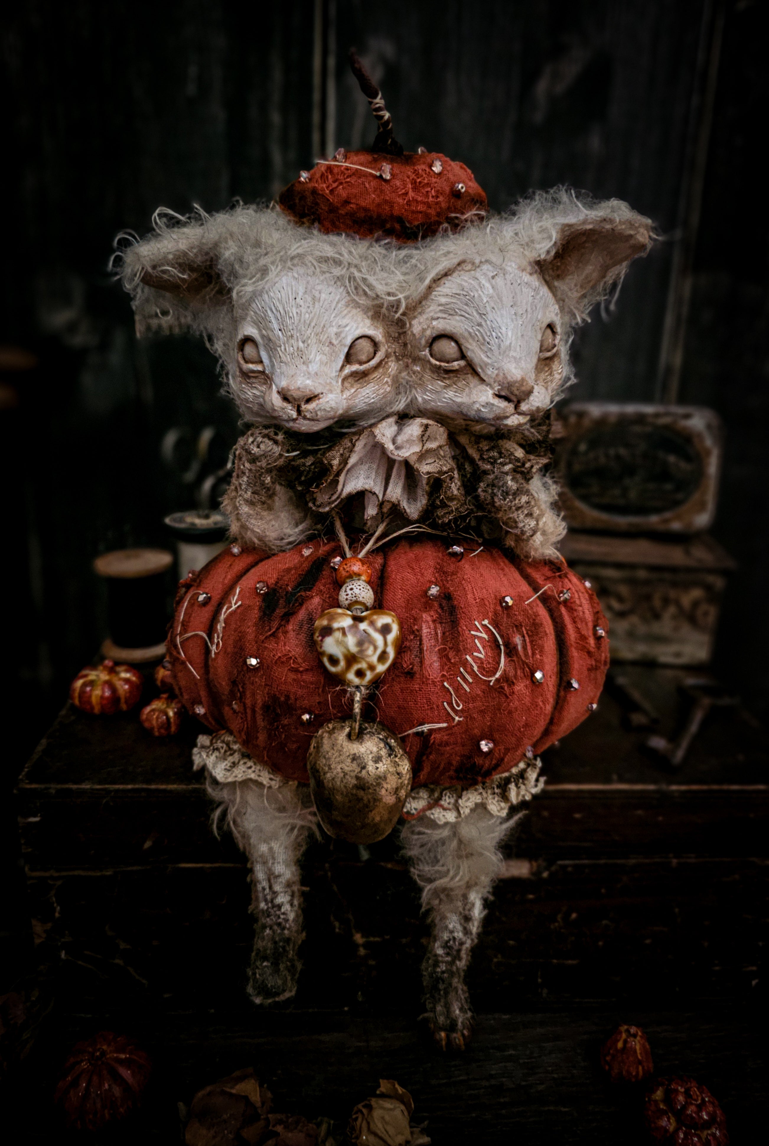 12.5" Pumpkin Siam Lamb