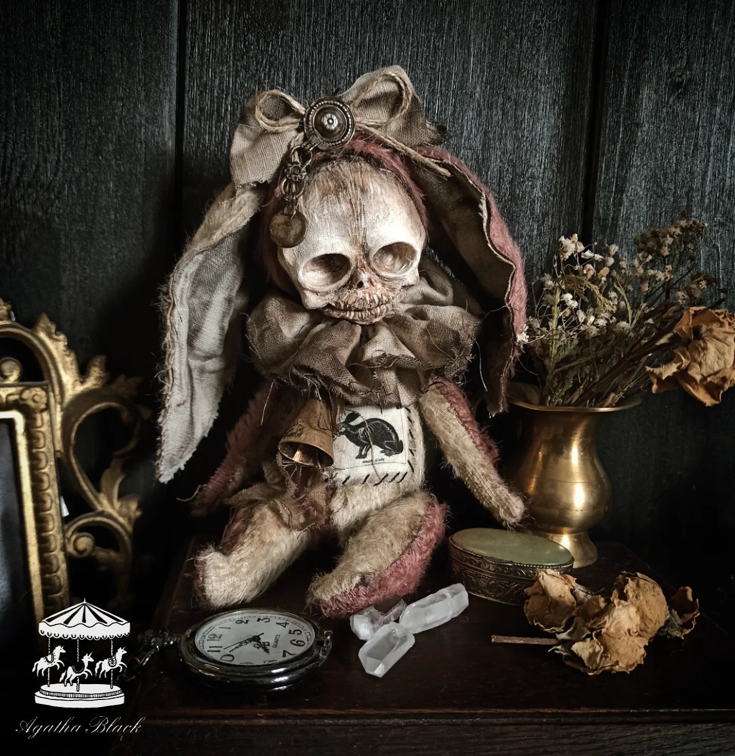 10.2" Skull Rabbit