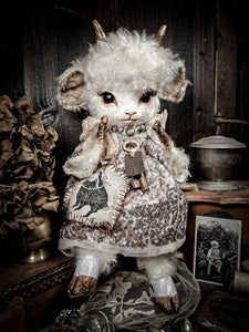 14.5" Puffy Lamb