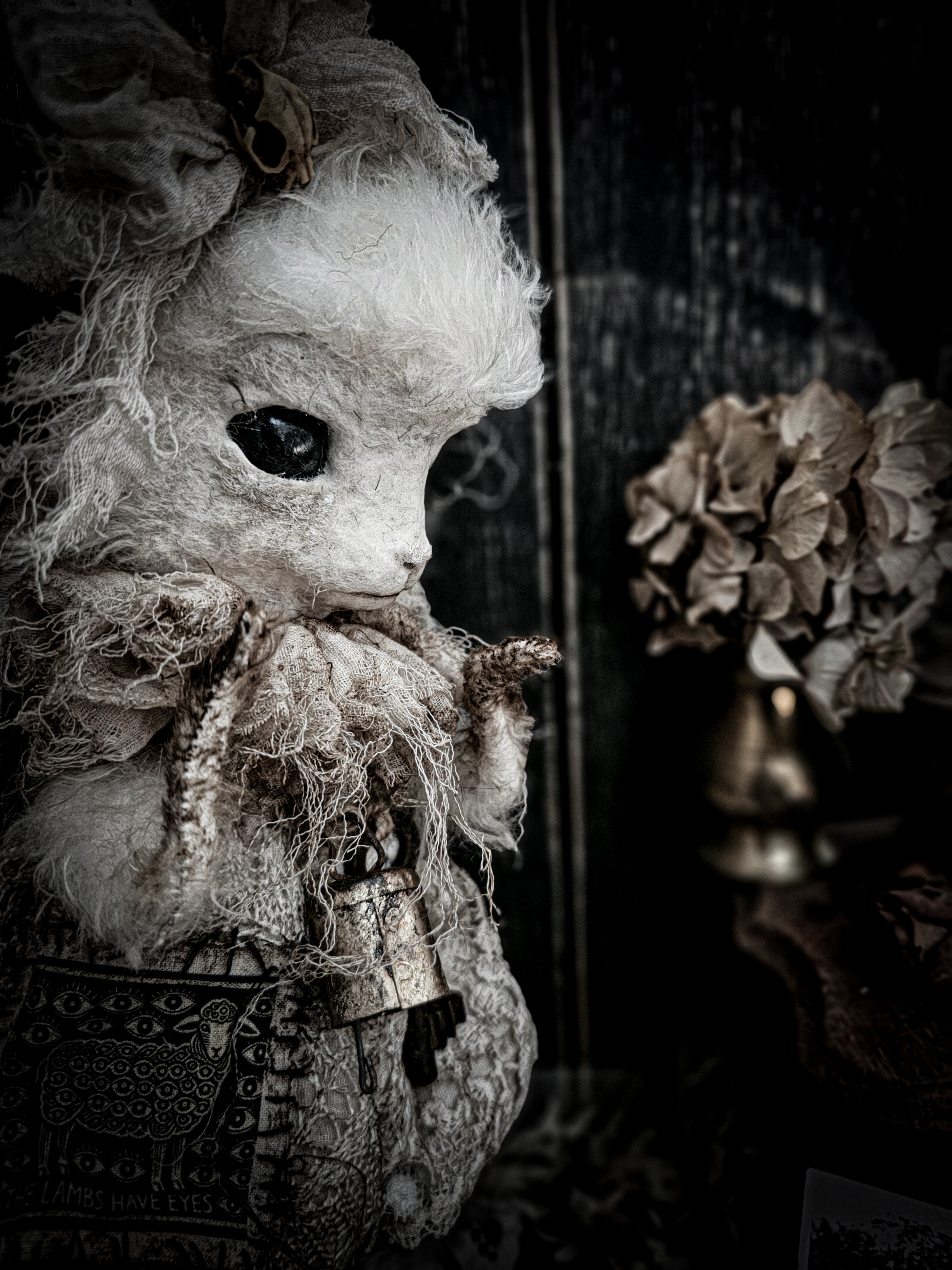13.7" White Puffy Lamb