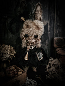 14" Gloomy Rabbit