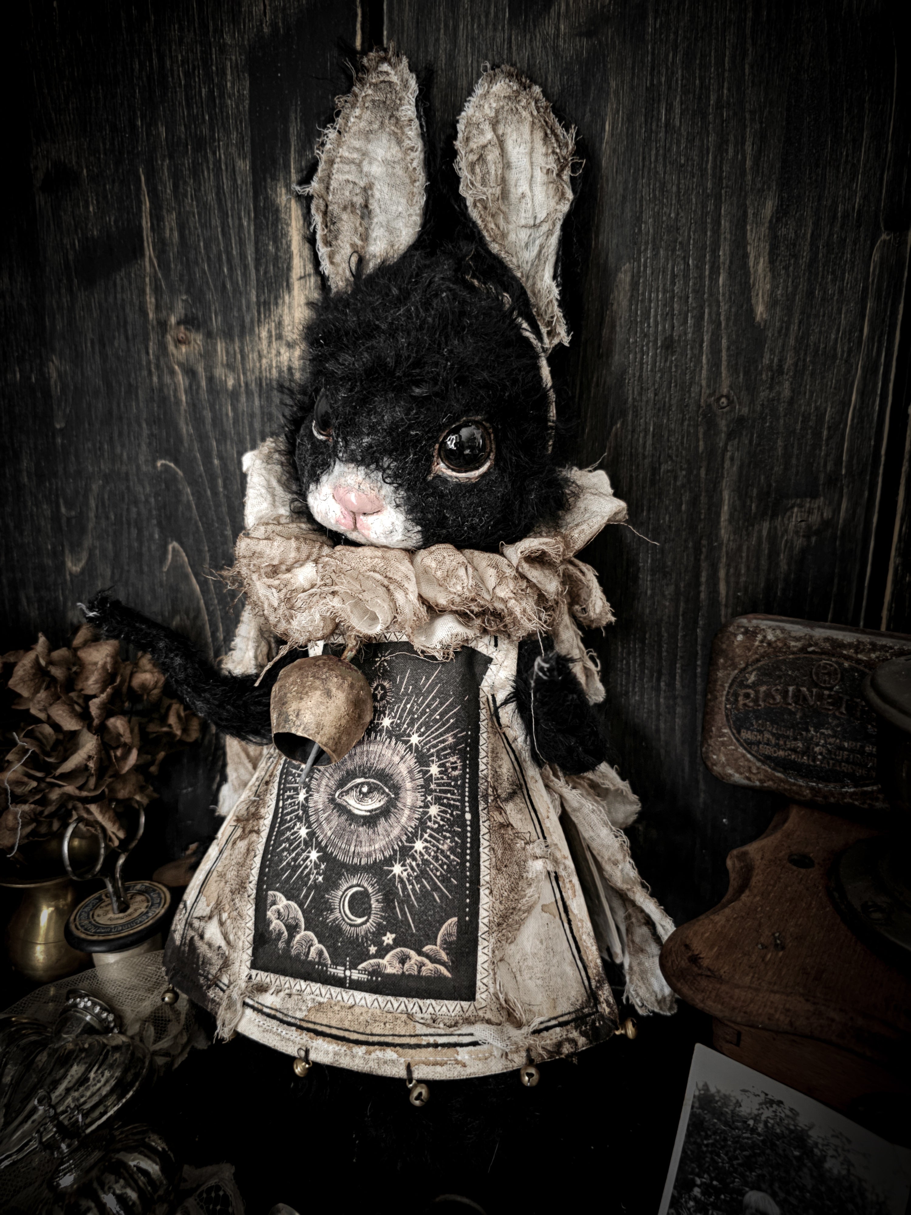 16" Black Rabbit