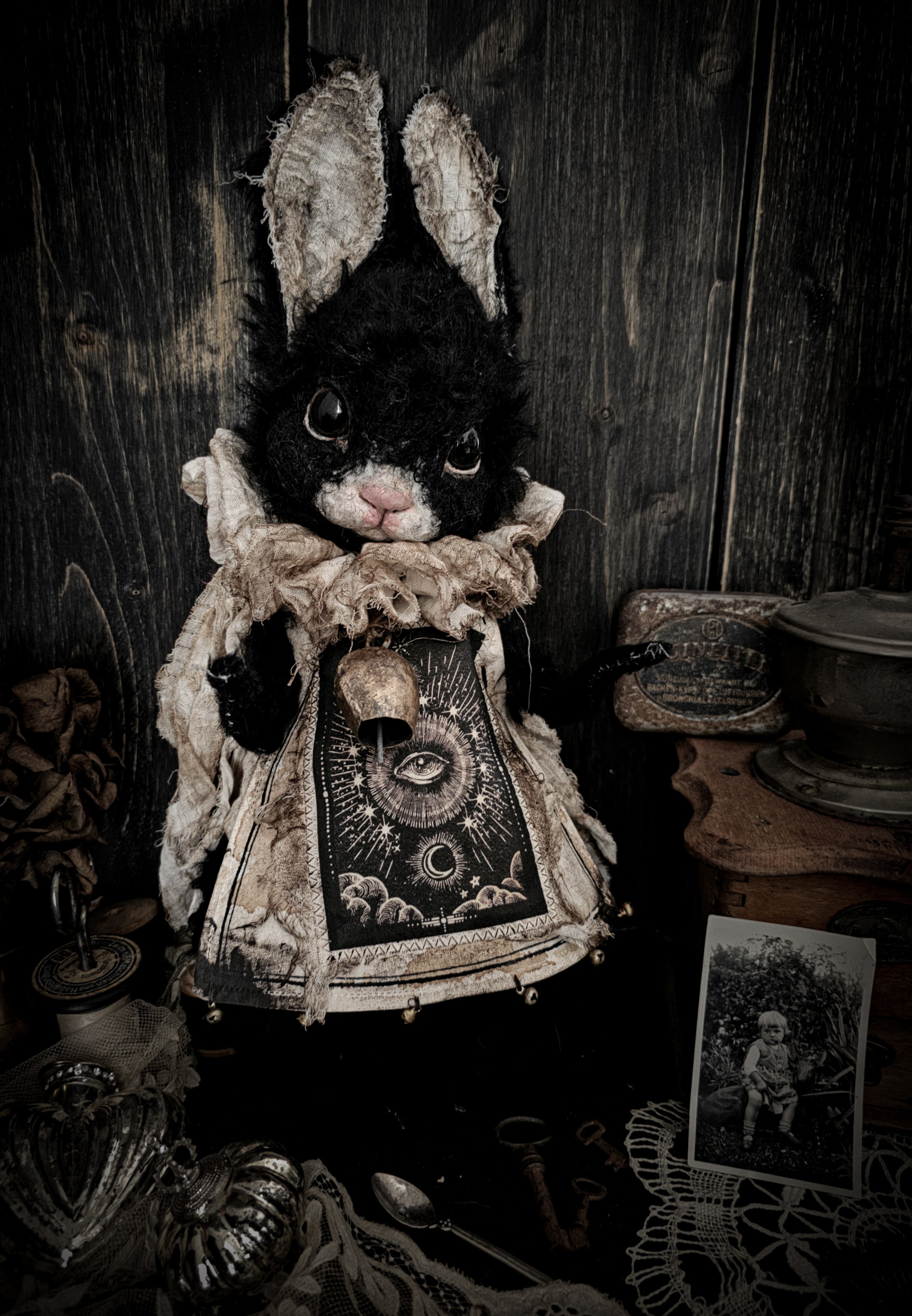 16" Black Rabbit