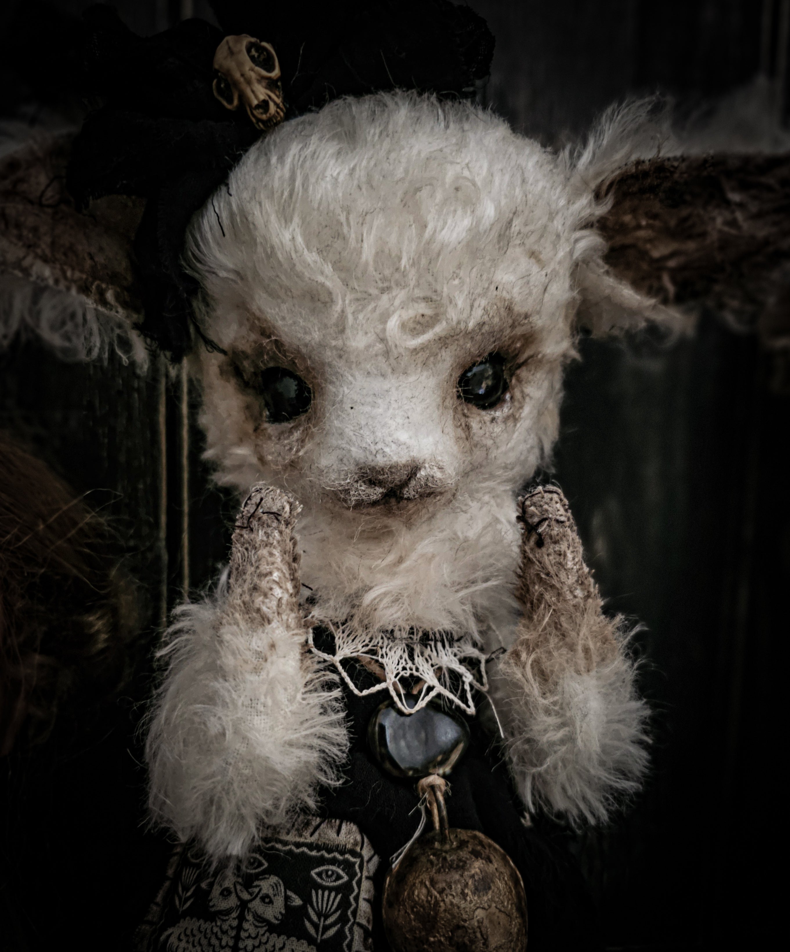 14.9" Lamb